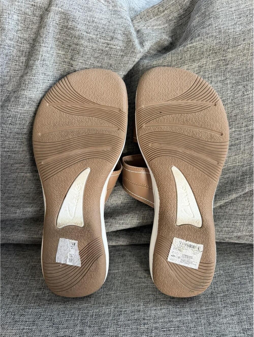 Clarks Women Cloudsteppers Breeze Maye Beige Slip On Sandals Womens Size 9 - Picture 7 of 12